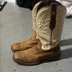 Men’s boots